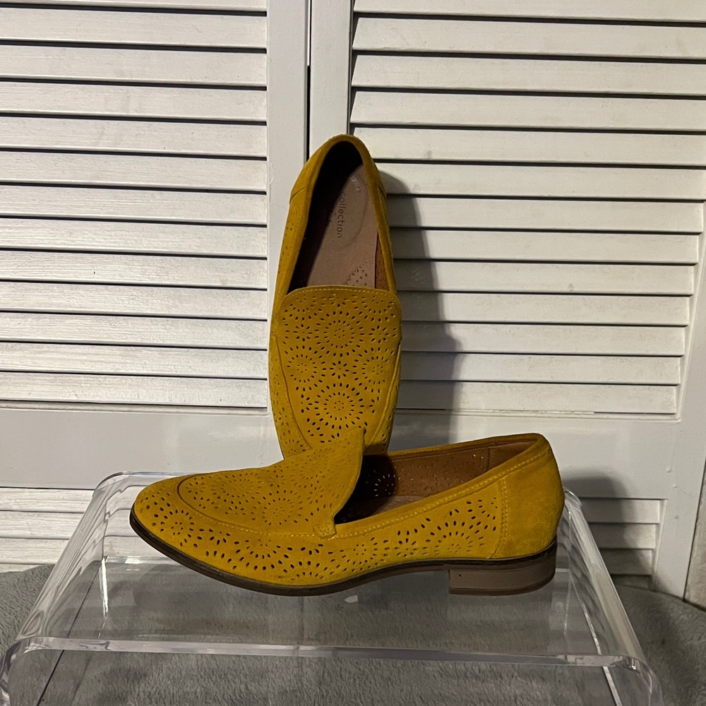 Clarks Trish Calla Mustard Yellow Suede Perforated Loafers Flats Womens 9 M